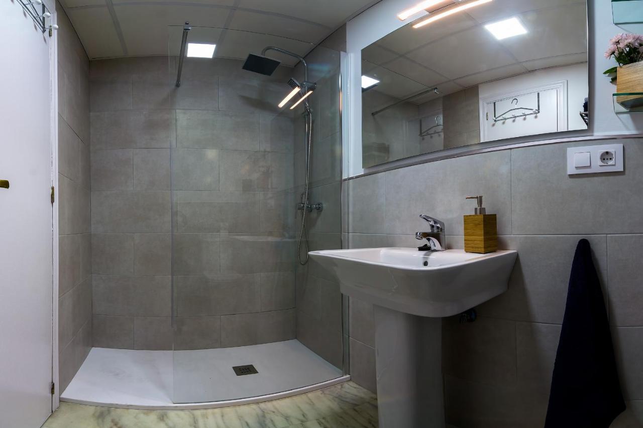 More Center Apartment Sevilla Dış mekan fotoğraf